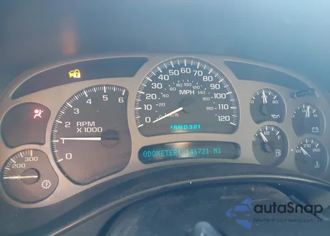 2003 Chevrolet Silverado 2500Hd из США, поврежденный, VIN 1GCHK29U03E248223